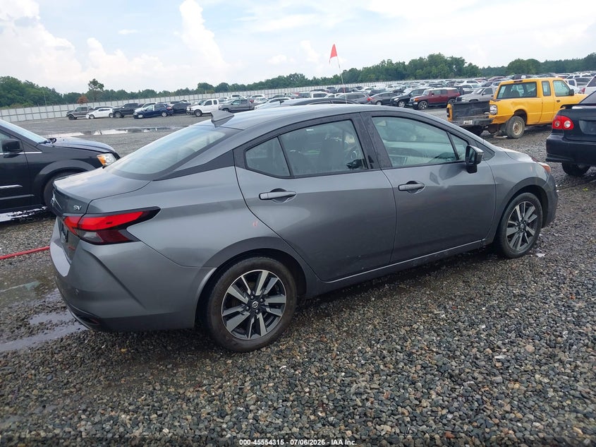 2021 NISSAN VERSA — zdjęcie 4