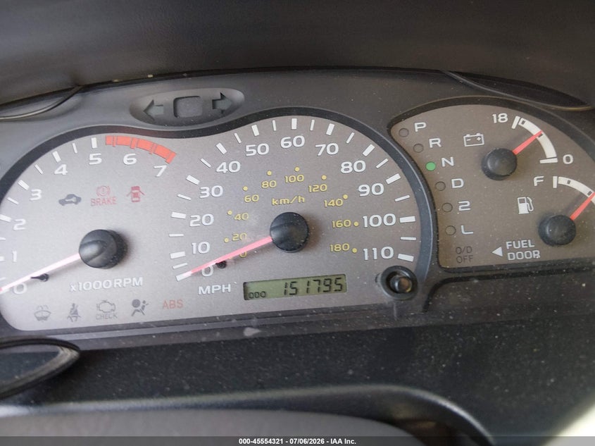 2002 Toyota Sequoia Limited V8 VIN: 5TDZT38A22S081161 Lot: 45554321