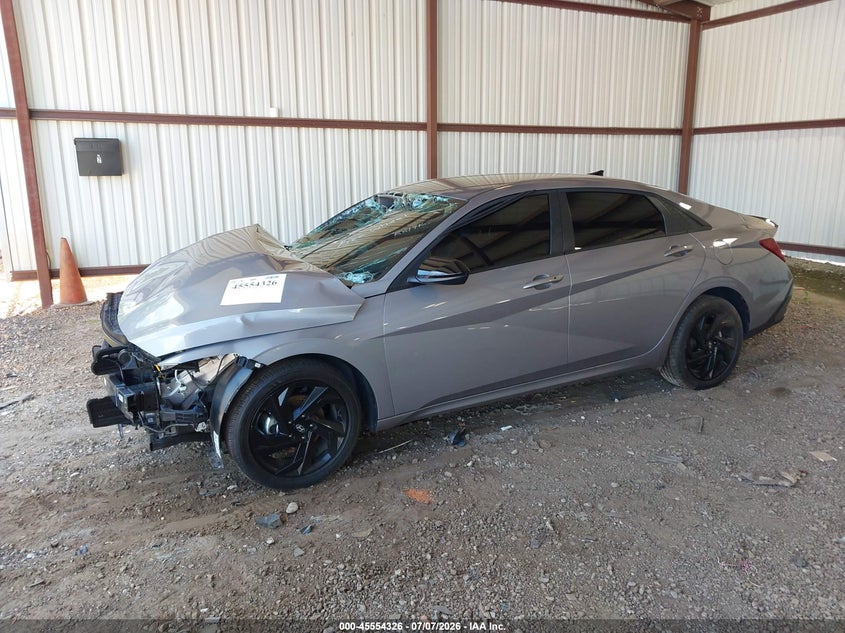 2026 HYUNDAI ELANTRA auction photo 2