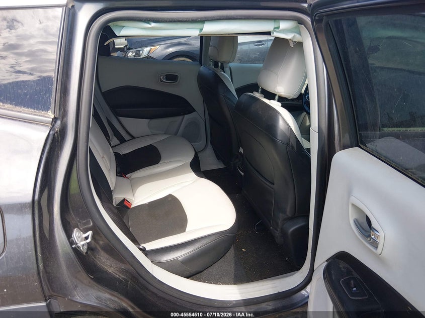 2019 Jeep Compass Latitude Fwd VIN: 3C4NJCBBXKT649233 Lot: 45554510