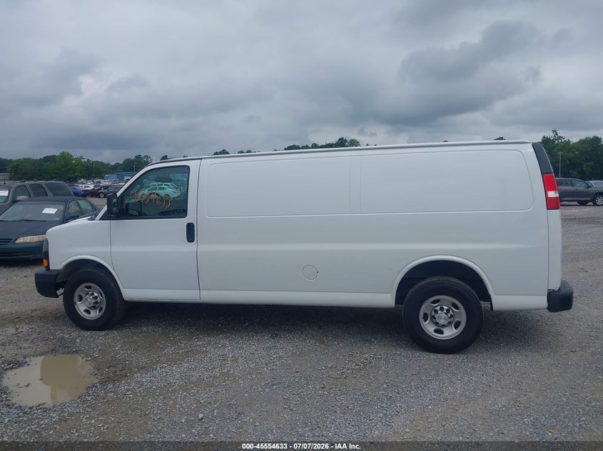 2018 Chevrolet Express 2500 Work Van VIN: 1GCWGBFP1J1317724 Lot: 45554633