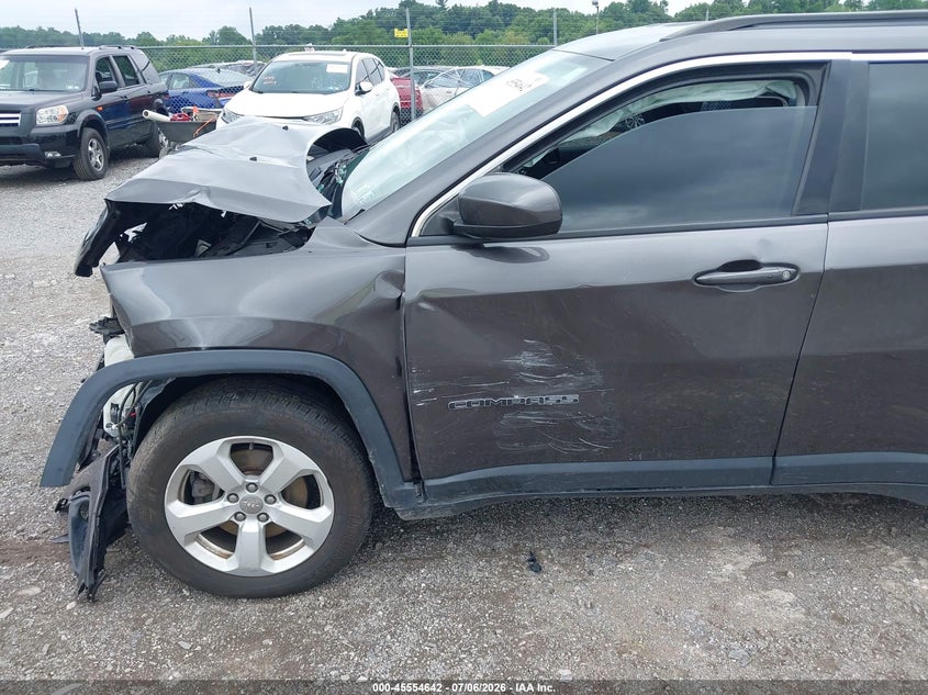 2018 Jeep Compass Latitude 4X4 VIN: 3C4NJDBB5JT265011 Lot: 45554642