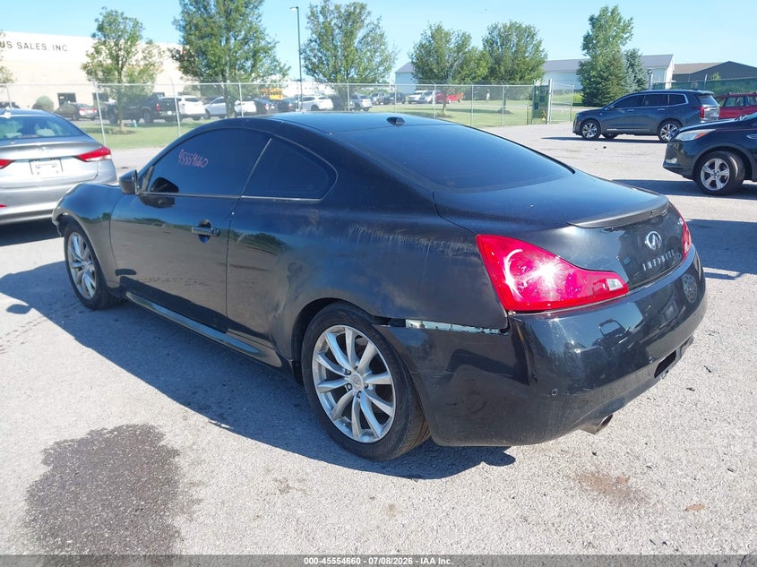 2013 INFINITI G37 auction photo 3