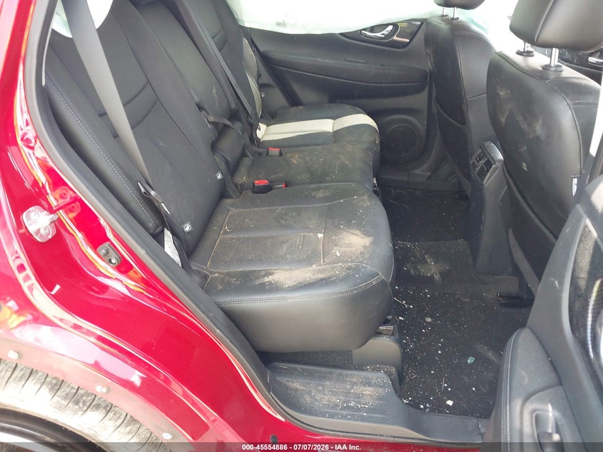 2017 NISSAN ROGUE auction photo 8