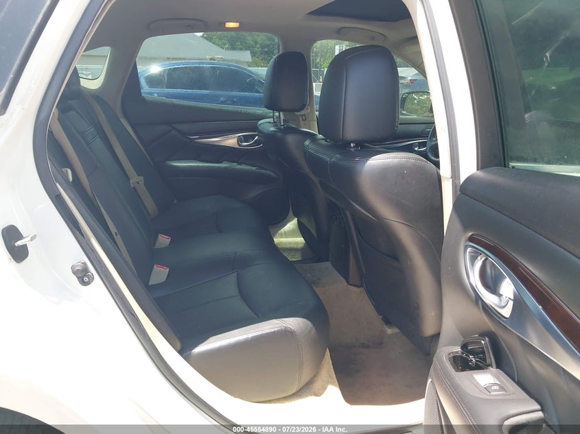 2015 INFINITI Q70 auction photo 8