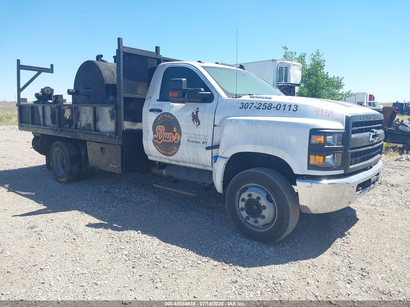 2024 CHEVROLET SILVERADO 6500HD auction photo 1