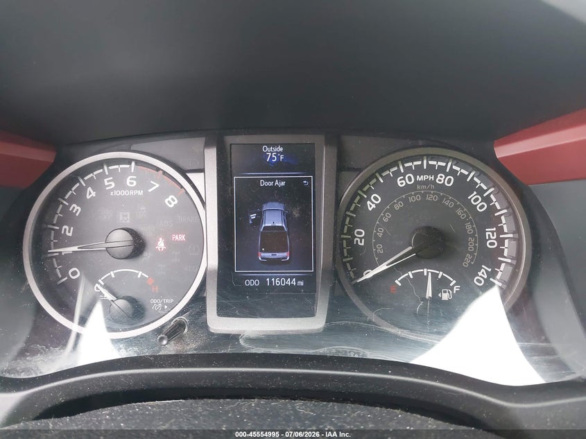 2017 TOYOTA TACOMA auction photo 7