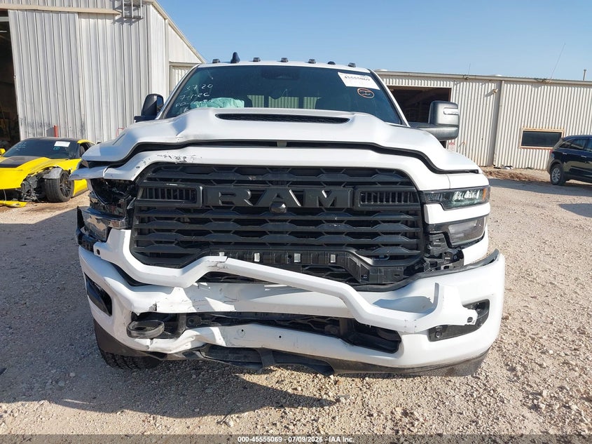 2026 Ram 2500 Black Express 4X4 6'4 Box VIN: 3C63R5CL2TG193720 Lot: 45555069