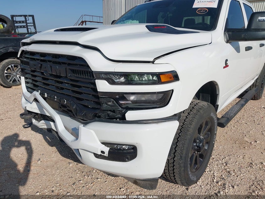 2026 Ram 2500 Black Express 4X4 6'4 Box VIN: 3C63R5CL2TG193720 Lot: 45555069