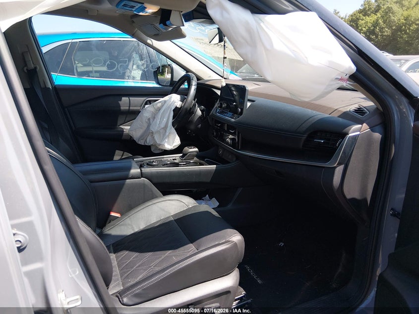 2023 NISSAN ROGUE auction photo 5
