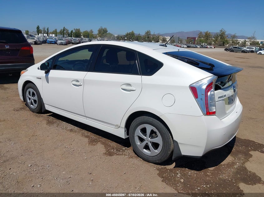 2013 TOYOTA PRIUS auction photo 3