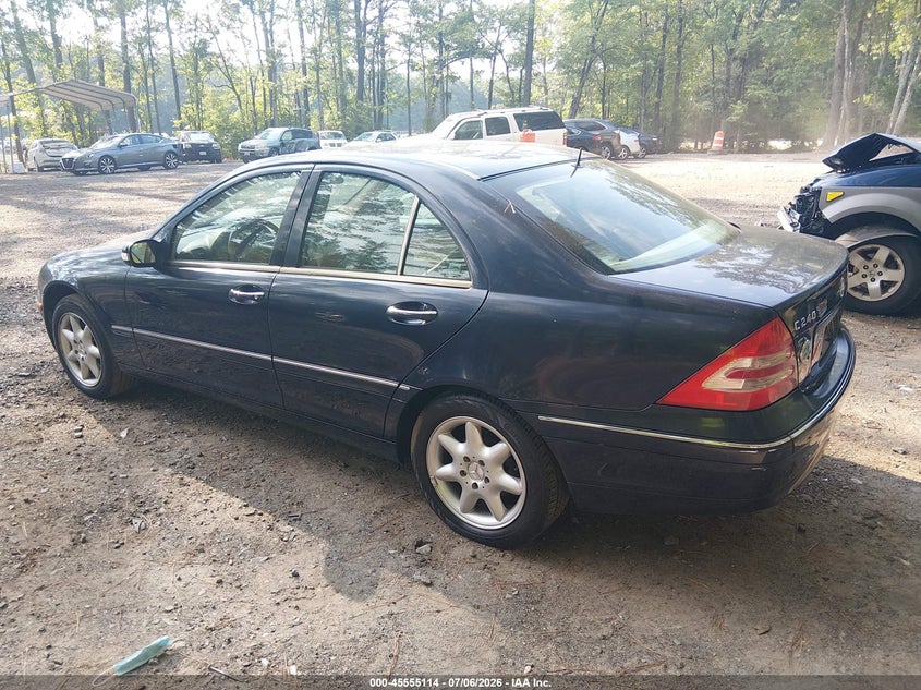 2002 MERCEDES-BENZ C 240 auction photo 3