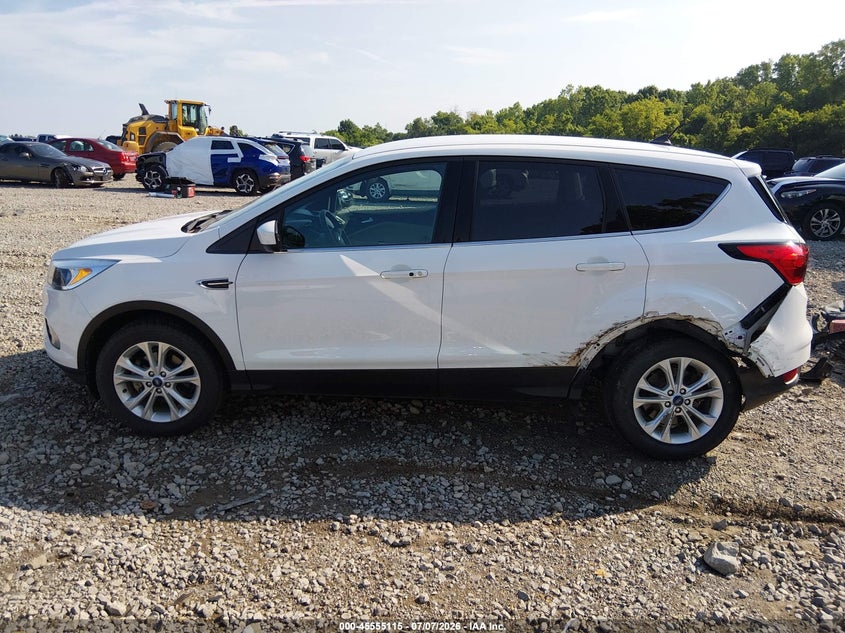 2019 FORD ESCAPE SE — Фото 14