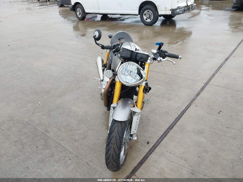 2017 TRIUMPH MOTORCYCLE THRUXTON auction photo 5