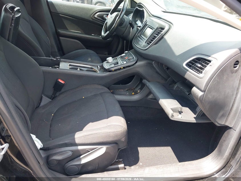 CHRYSLER 200 2015 VIN 1C3CCCAB2FN743619