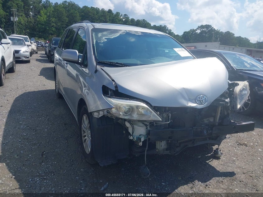 2014 Toyota Sienna