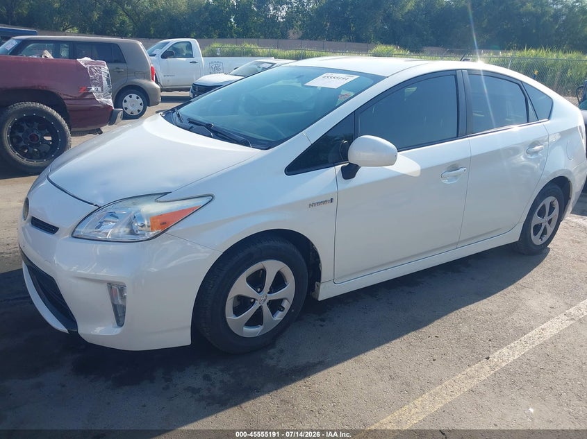2015 TOYOTA PRIUS auction photo 2