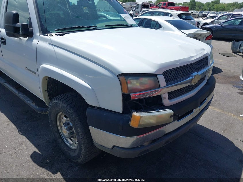 2004 CHEVROLET SILVERADO 2500HD auction photo 6