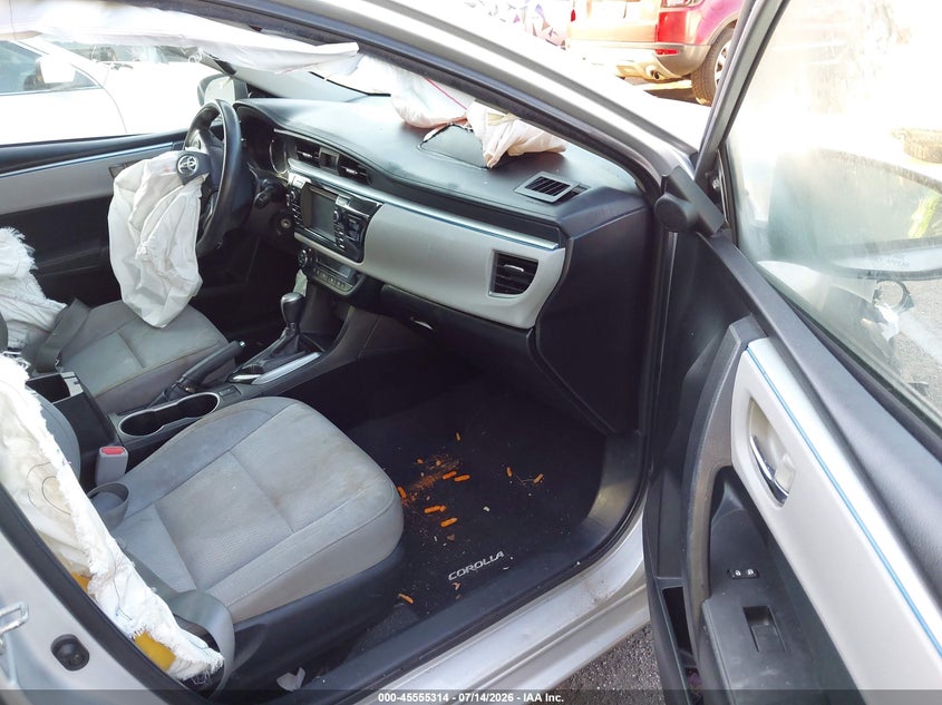 2015 TOYOTA COROLLA auction photo 5