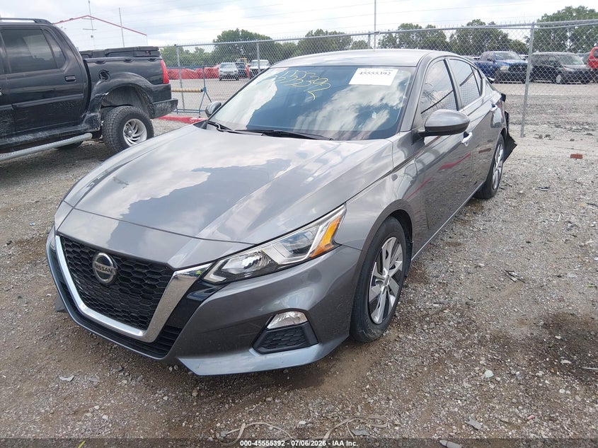 2020 Nissan Altima, Rear, IAAI, VIN 1N4BL4BV2LC176606 — photo 2