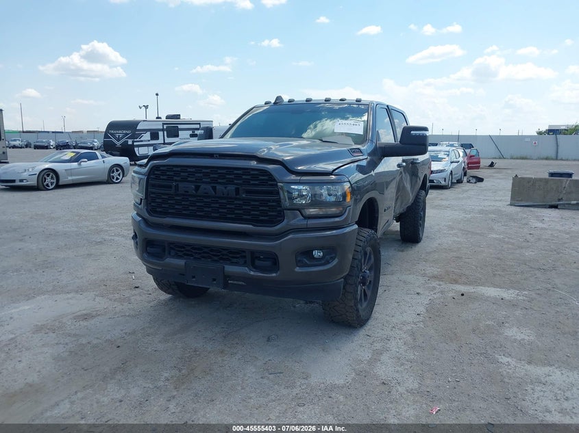 Vin: 3c6ur5dj4rg118673, lot: 46053714, ram 2500 big horn  4x4 6'4 box 20242