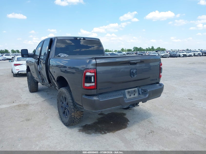 Vin: 3c6ur5dj4rg118673, lot: 46053714, ram 2500 big horn  4x4 6'4 box 20243