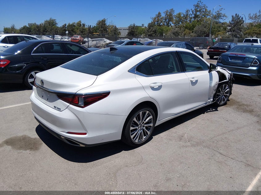 2020 LEXUS ES 350 auction photo 4