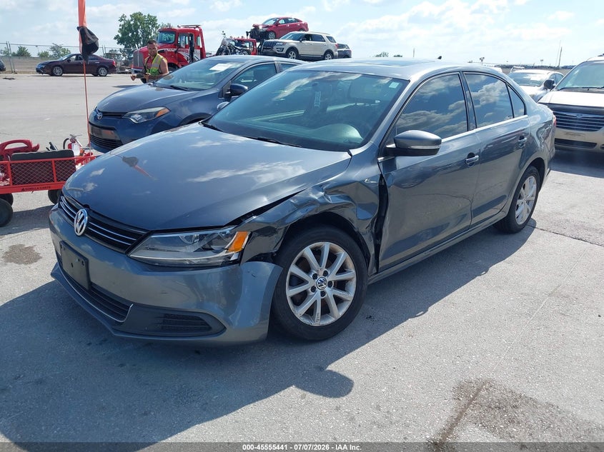 2014 VOLKSWAGEN JETTA auction photo 2