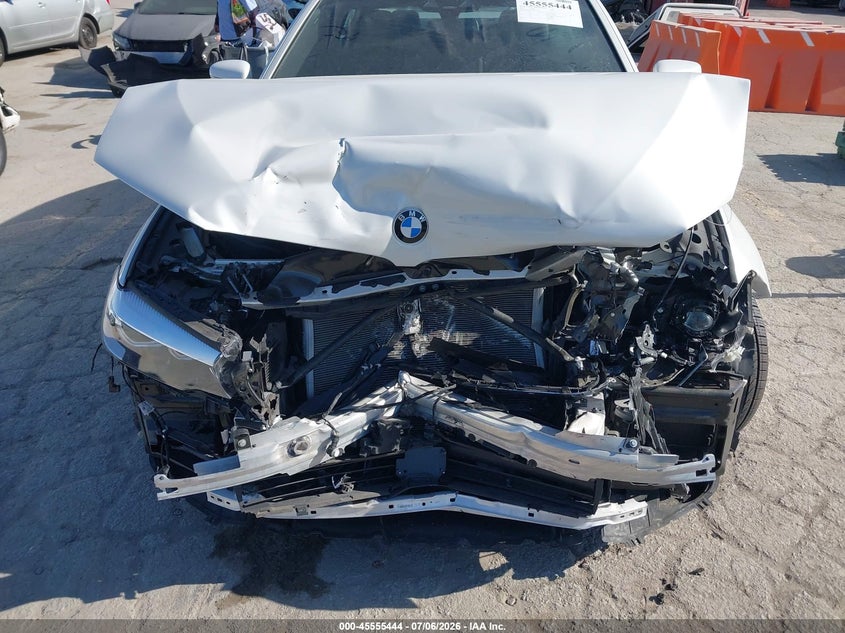 2019 BMW 540I auction photo 6