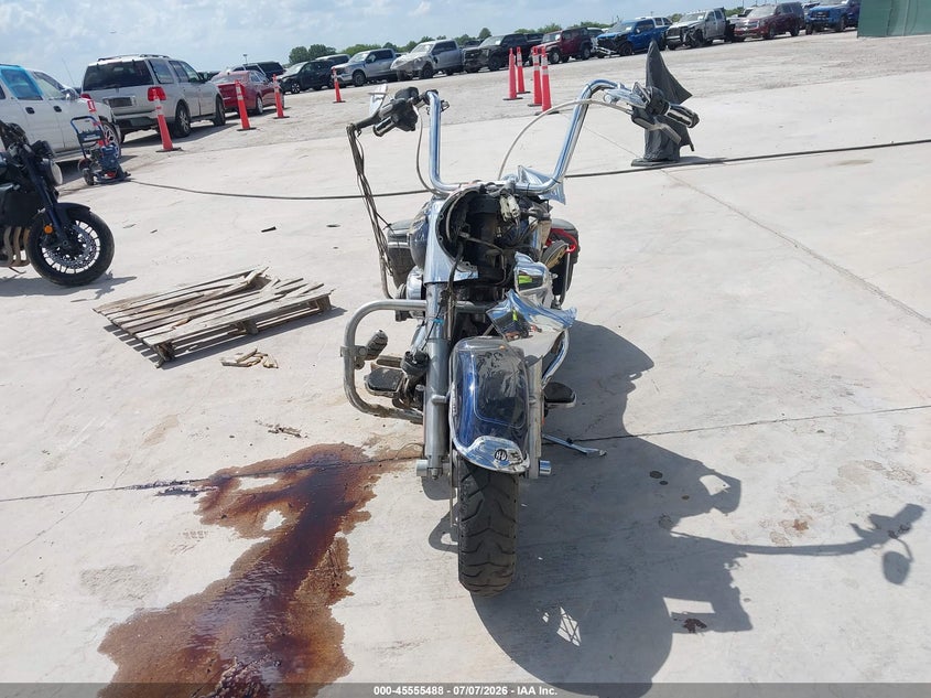 2012 HARLEY-DAVIDSON FLHRC auction photo 5
