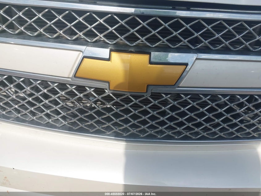2011 CHEVROLET TAHOE auction photo 6