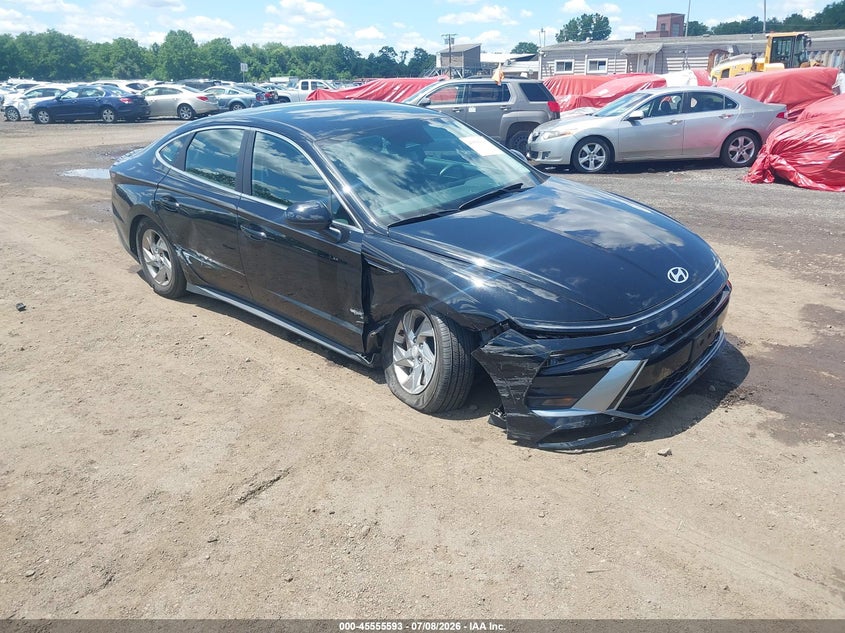 2025 Hyundai Sonata  (VIN: KMHL24JA4SA500953)