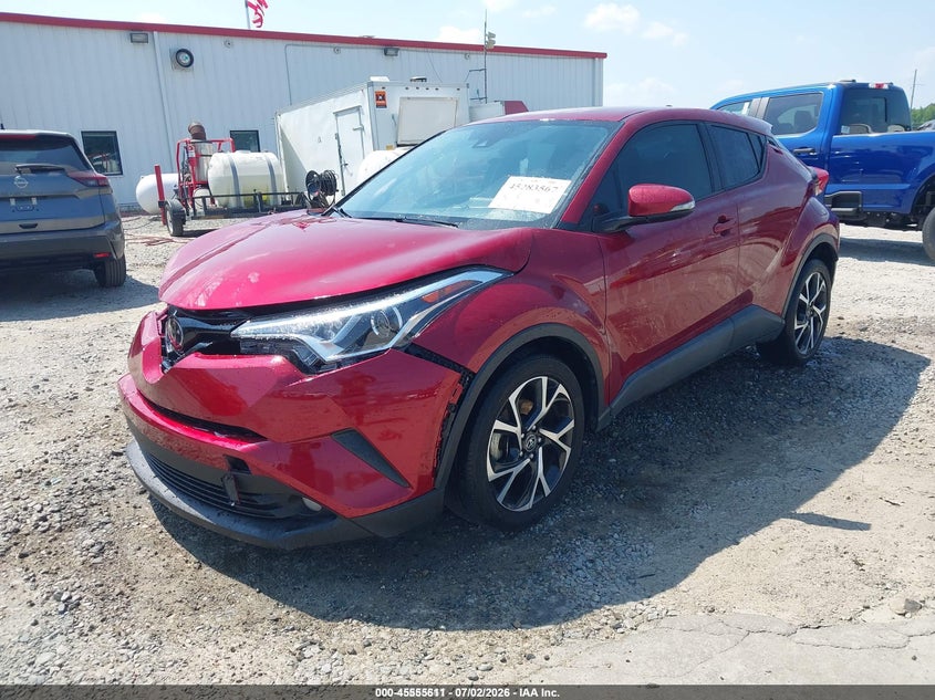 2018 TOYOTA C-HR auction photo 2