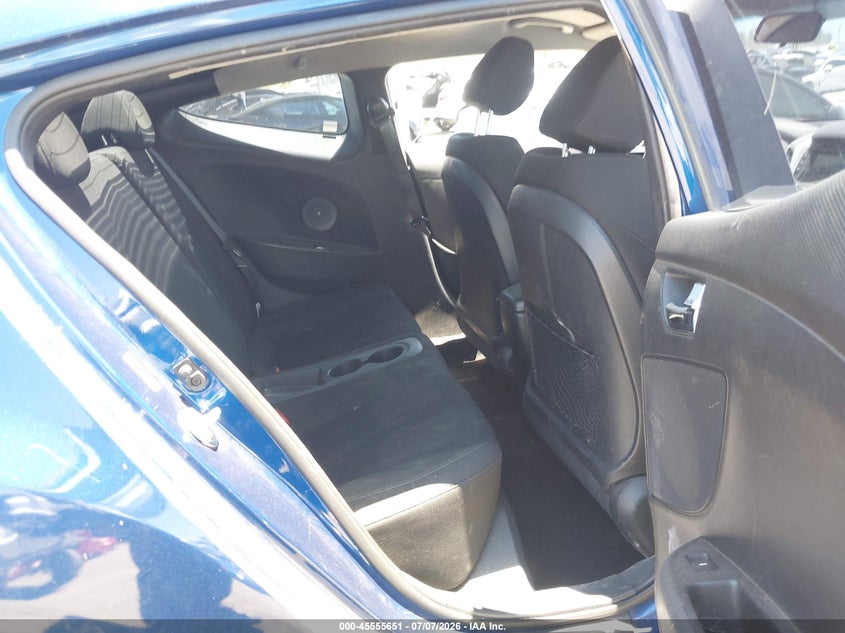 2016 Hyundai Veloster VIN: KMHTC6AD6GU275279 Lot: 45555651
