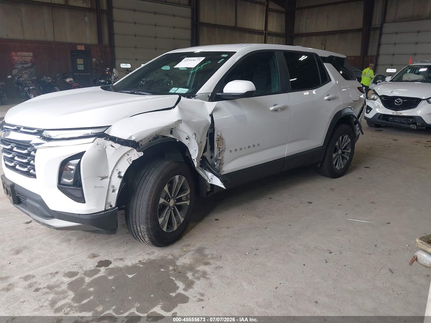 2025 Chevrolet Equinox, Right Side, IAAI, VIN 3GNAXPEG9SL271926 — photo 2