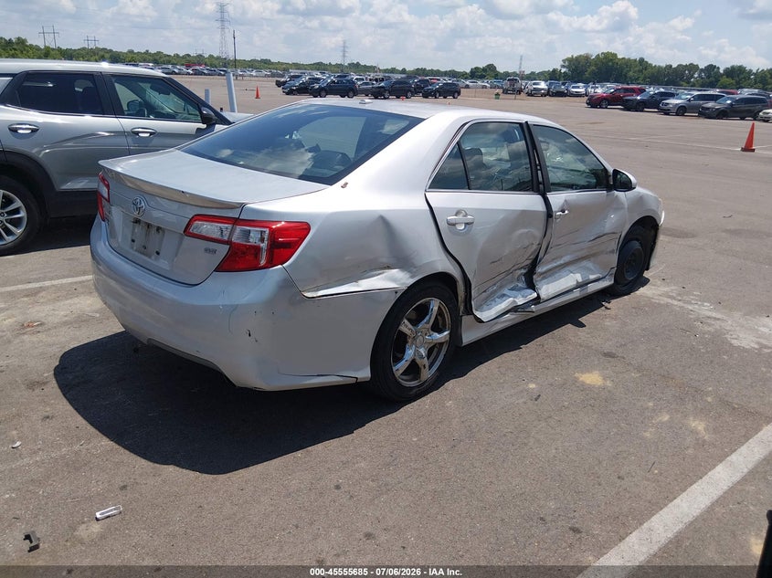 2014 TOYOTA CAMRY auction photo 4