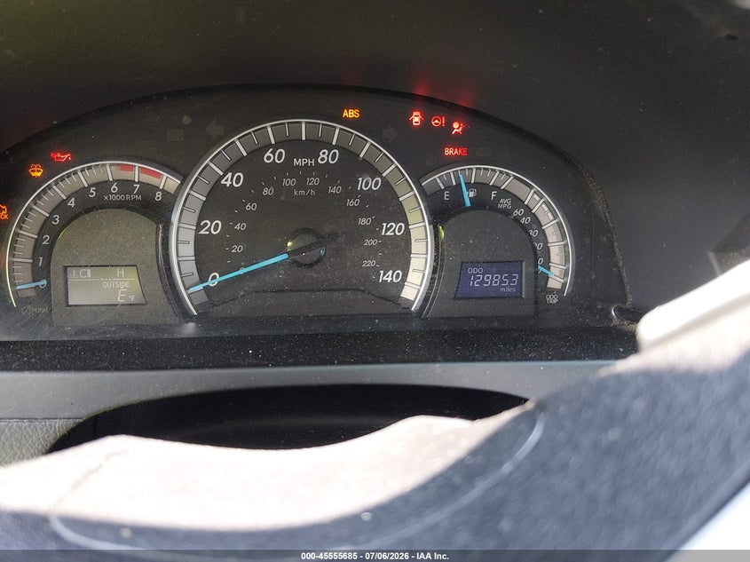 2014 TOYOTA CAMRY auction photo 7