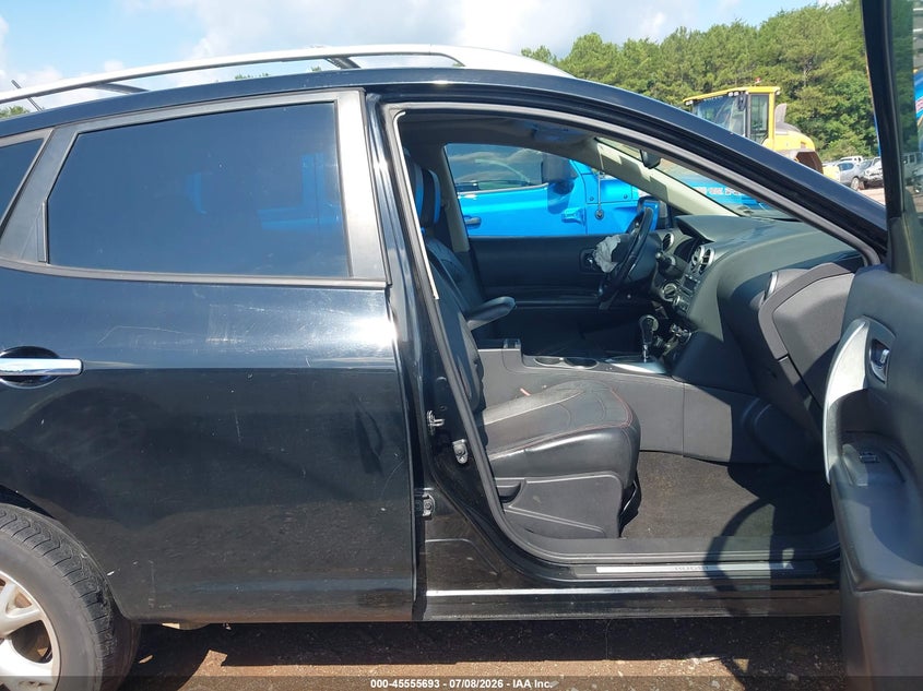 2010 NISSAN ROGUE auction photo 5