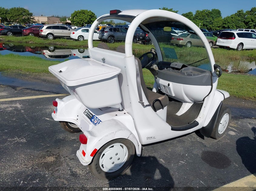 2010 GLOBAL ELECTRIC MOTORS E2 auction photo 4
