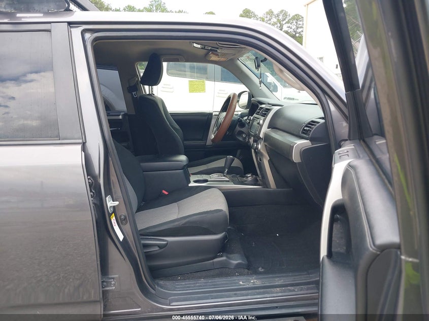 2014 TOYOTA 4RUNNER auction photo 5
