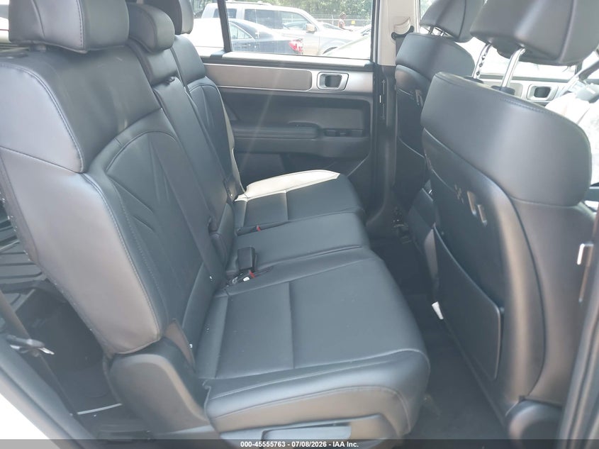 2026 HYUNDAI SANTA FE HYBRID auction photo 8