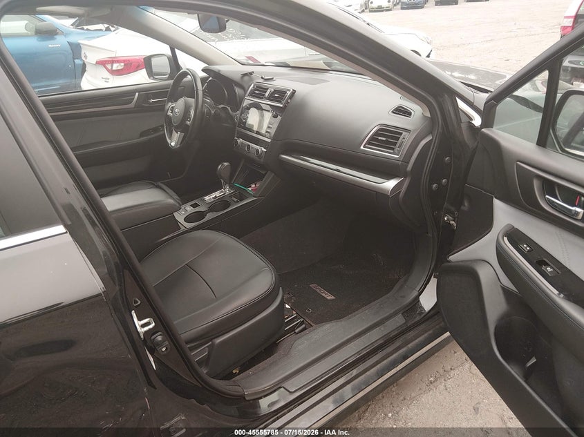 2017 SUBARU LEGACY auction photo 5
