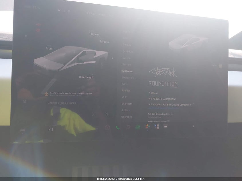 2024 TESLA CYBERTRUCK auction photo 7