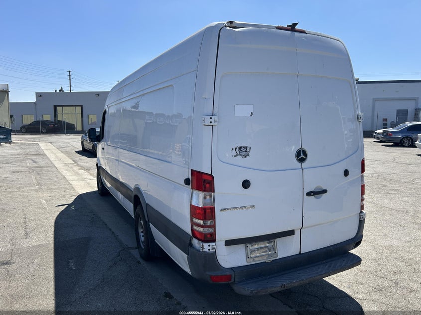 2015 MERCEDES-BENZ SPRINTER 2500 auction photo 3