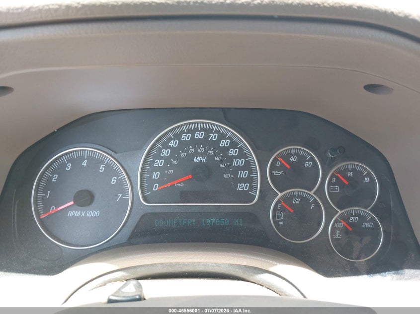 2004 GMC ENVOY XL auction photo 7