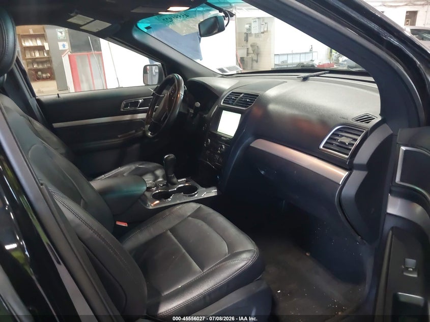 2016 FORD EXPLORER auction photo 5