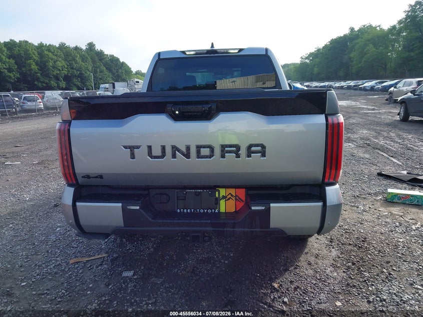 TOYOTA TUNDRA - zdjęcie 16