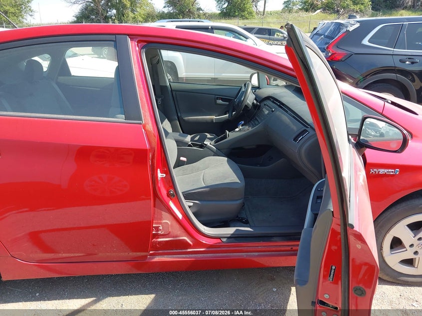 2010 TOYOTA PRIUS auction photo 5