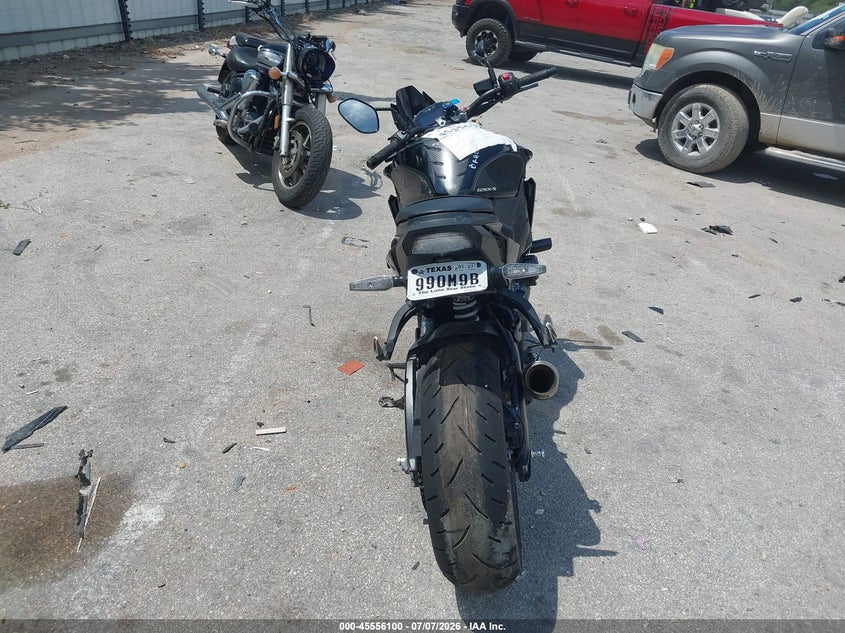 2023 Suzuki Gsx-S1000 A VIN: JS1EK11BXP7100088 Lot: 45556100