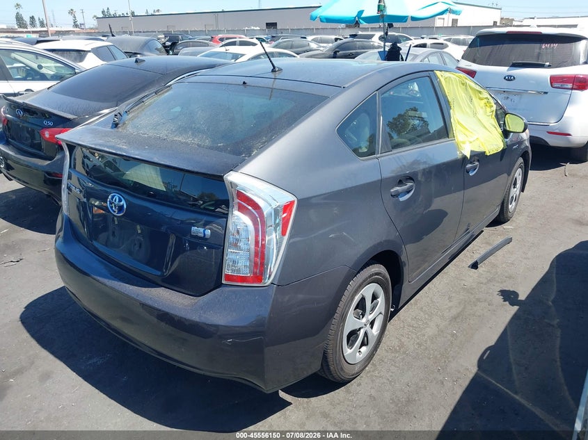 2014 TOYOTA PRIUS auction photo 4